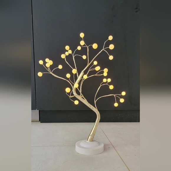 LED DESK TREE - Picture 2 of 2
